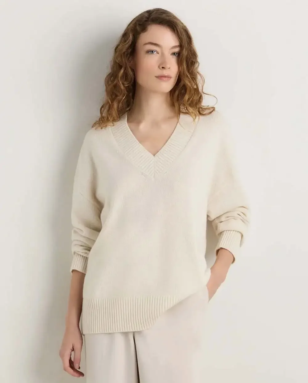 Quince 100% Mongolian Cashmere Oversized V-Neck Sweater Ivory Size S N